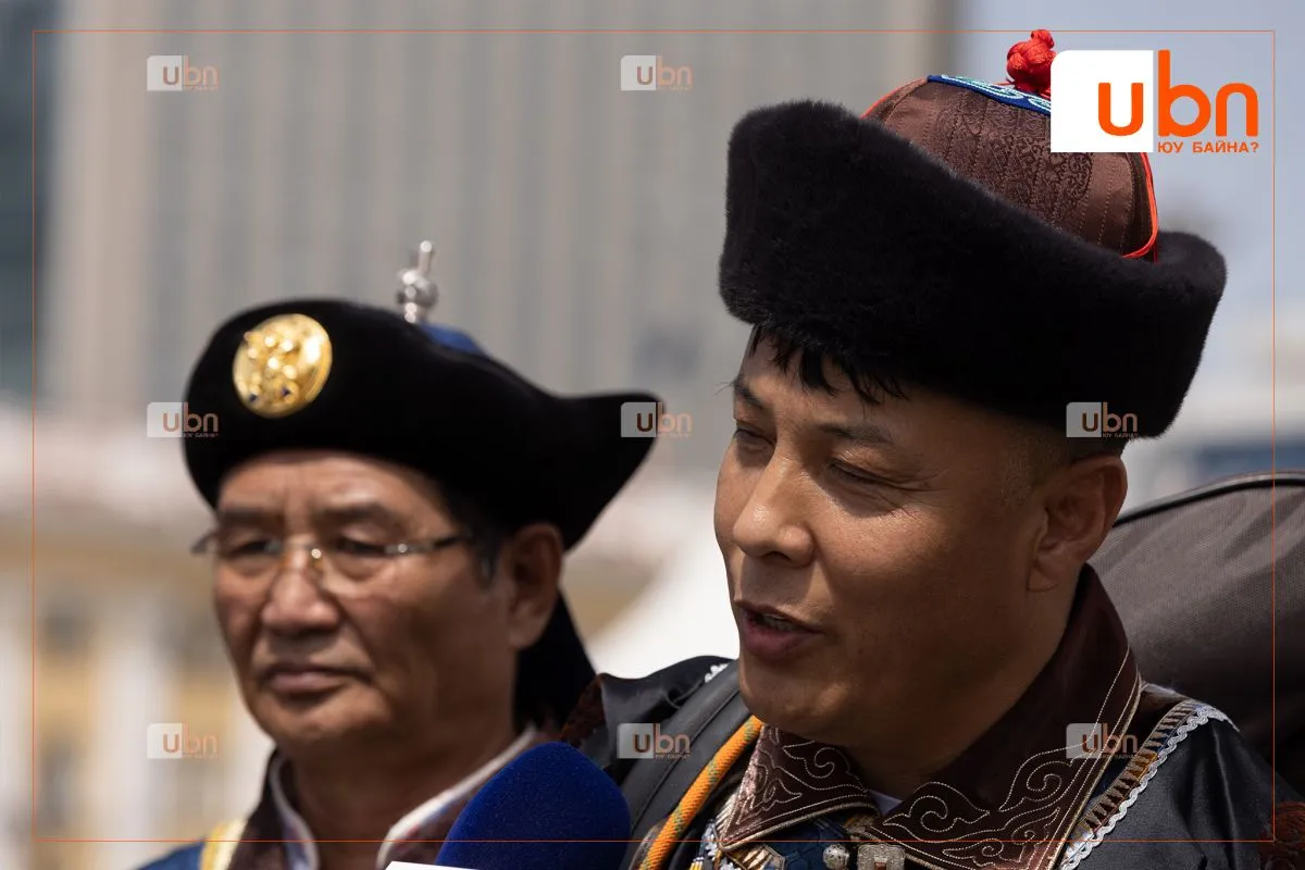 legacy:DEELTEI MONGOL 2024/Г2.jpg