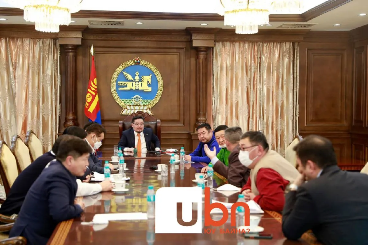 Г.Занданшатар: Ажлын хэсэг байгуулж шийдэл олохоор тохиролцов, үл ойлголцлоос ард түмэн хохирно