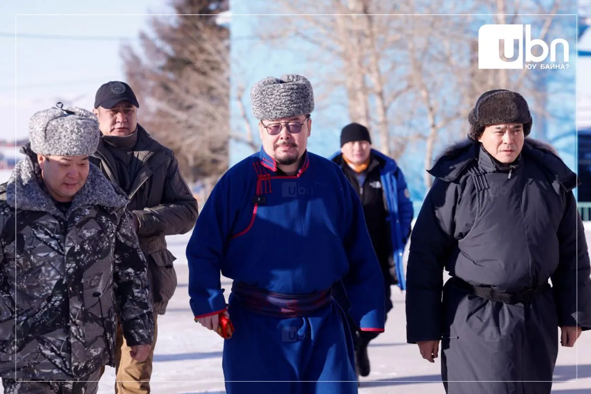 УИХ-ын дарга Г.Занданшатар, Шадар сайд С.Амарсайхан тэргүүтэй хүмүүс малчидтай уулзаж, тулгамдаж буй асуудлуудыг нь сонслоо