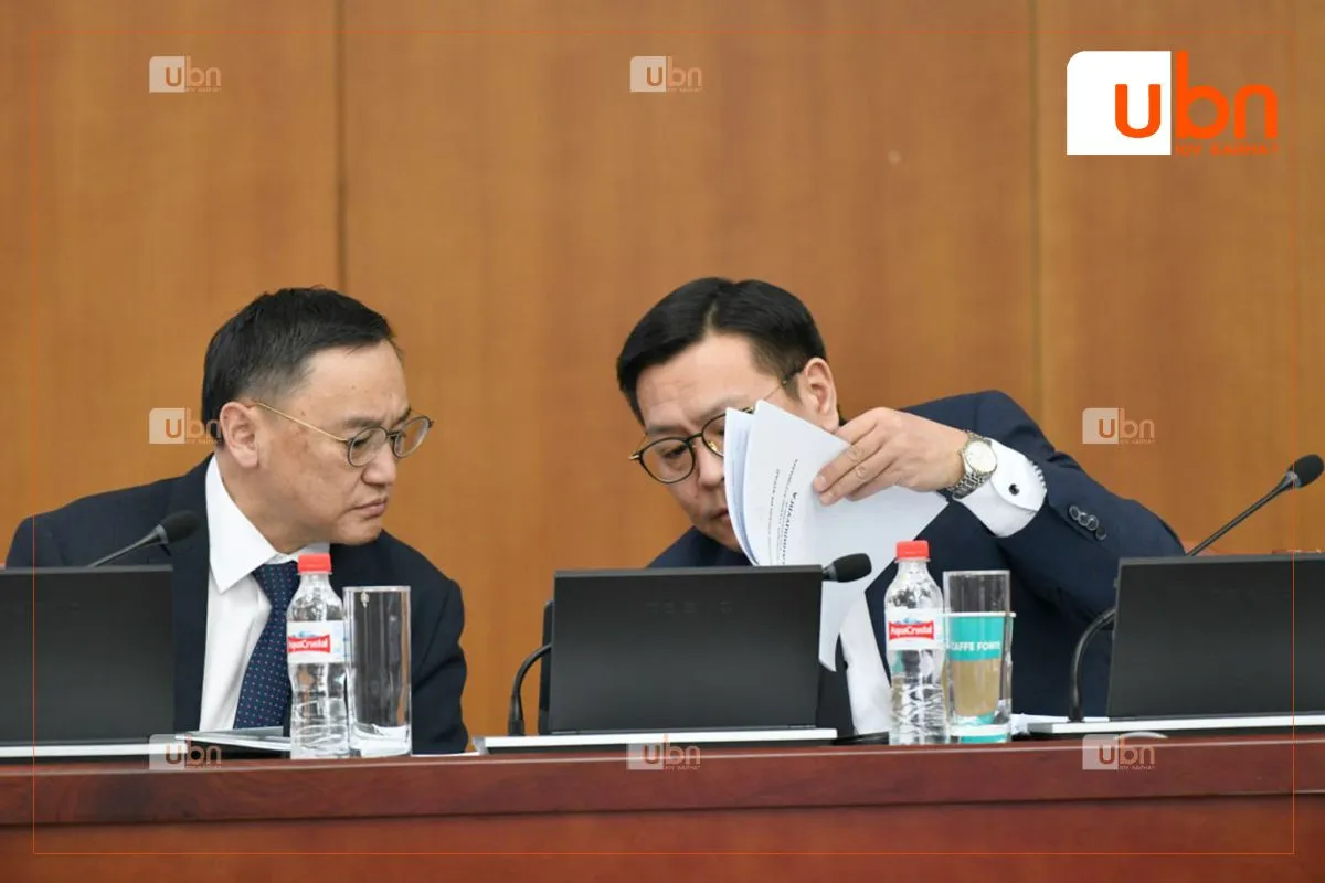 legacy:Bayarbaatar gishuun/ded heleltsuuleg.jpg