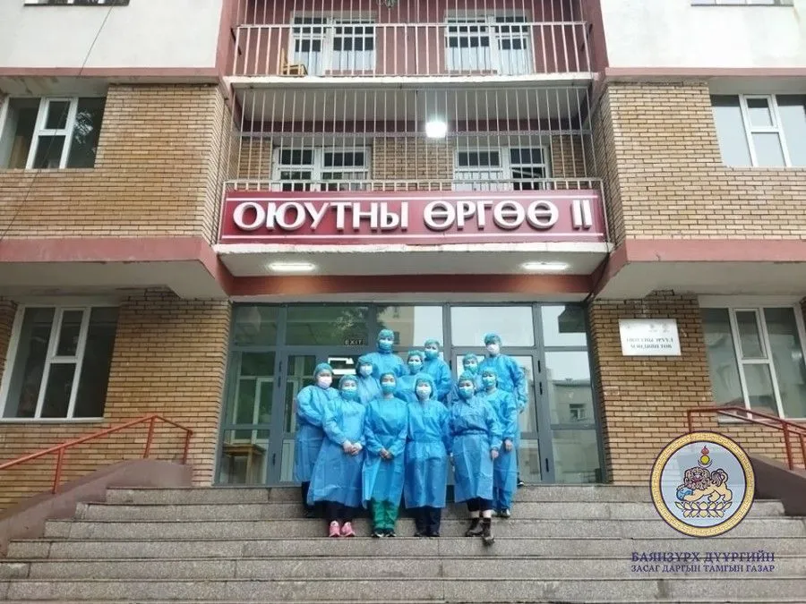 "Оюутны өргөө" дотуур байранд 240 ор дэлгэж, хөнгөн өвчтөнүүдийг авч эхэллээ