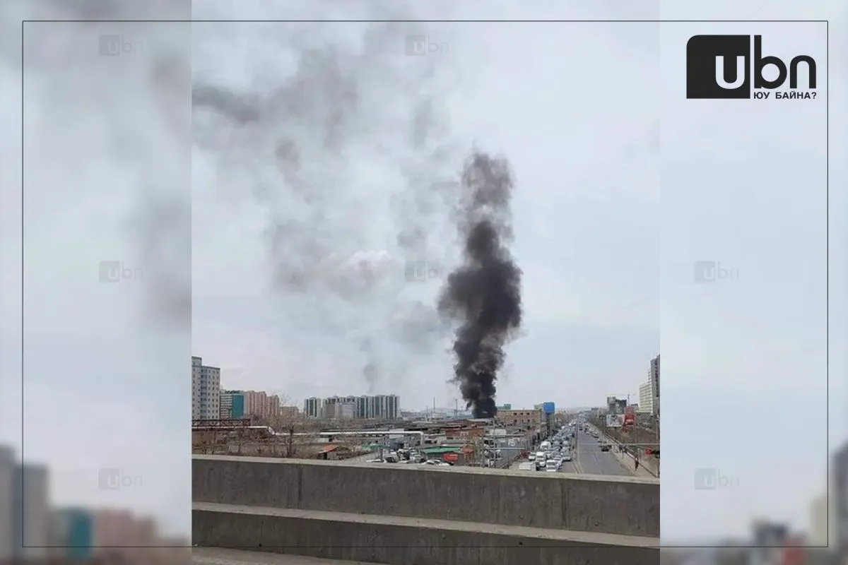 Барс худалдааны төвд 22х10 хэмжээтэй агуулах шатаж байсныг бүрэн унтраажээ