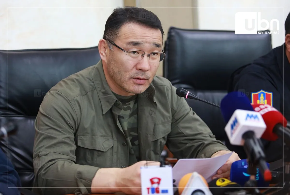 Д.Сумъяабазар: Зөрчилтэй газар, төлөвлөлттэй барилгуудыг манай иргэд худалдаж аваад, хөхүүлэн дэмжээд санхүүг нь бэхжүүлээд яваад байна