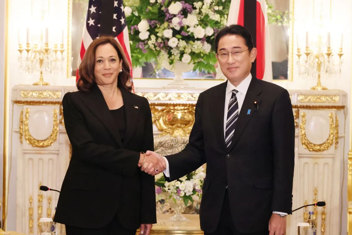 legacy:japan yopon/h/Fdn-vbvaMAAHYGI.jpg