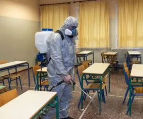 Турк улсын сургуулиуд тавдугаар сарын 1 хүртэл хөл хориог үргэлжлүүлнэ