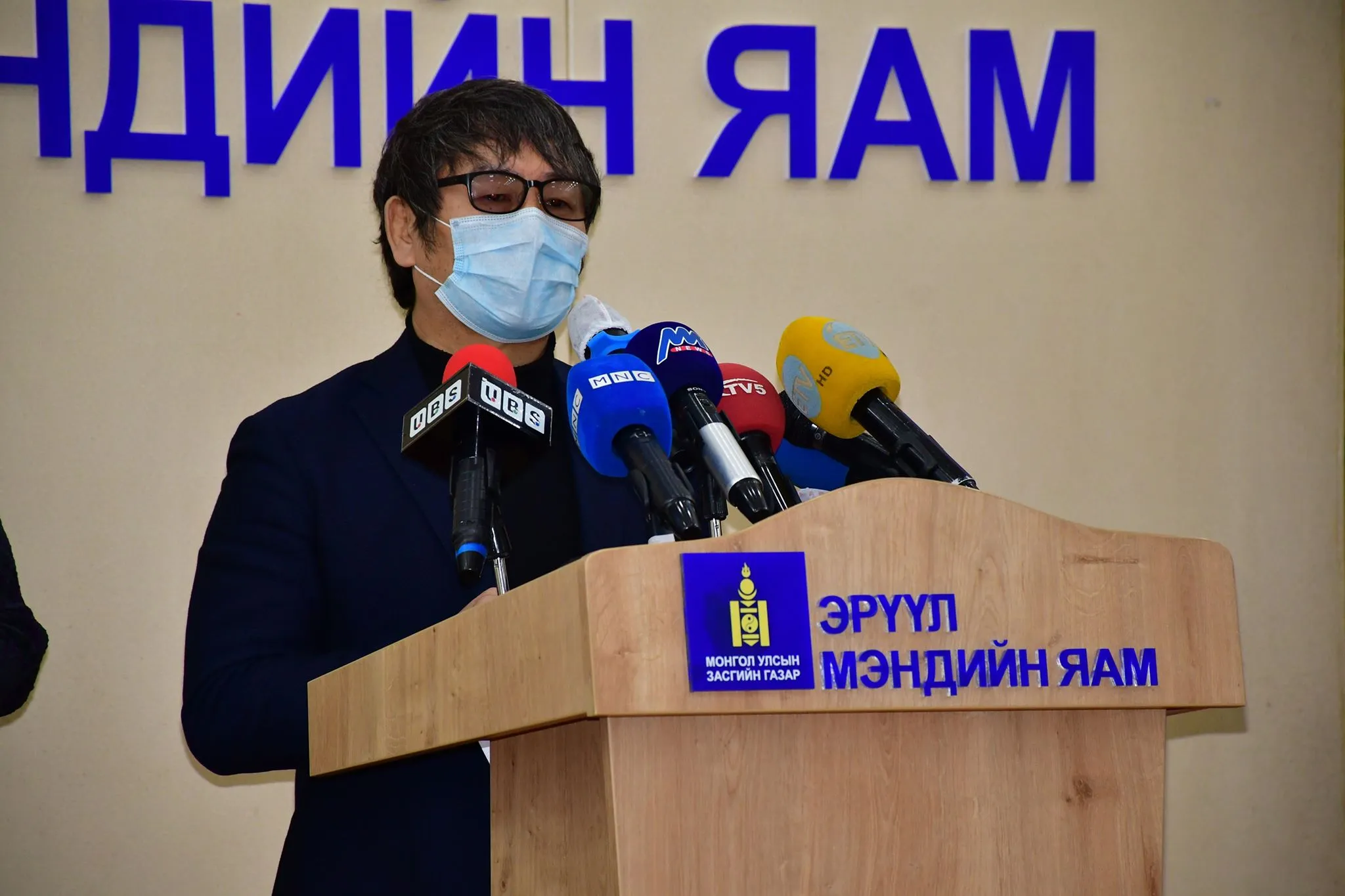 Д.Нямхүү: Халдвар авсан 10 оюутан эдгэрч, дараагийн шатны тусгаарлалтад шилжлээ