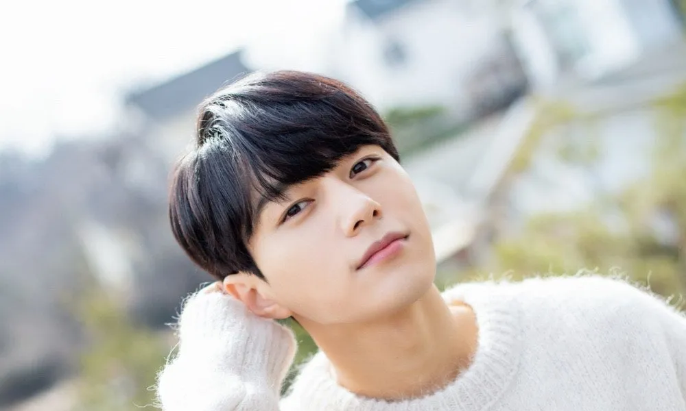 legacy:hereglesen zurag/L (Kim Myung Soo) of Infinite.jpg