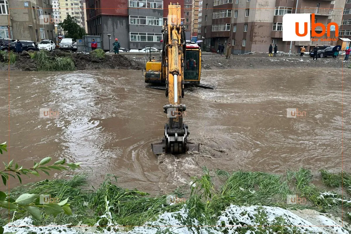 Сэлбэ, Дунд гол дагуу 152,459 тонн шоо метр лаг хагшаасыг цэвэрлэжээ
