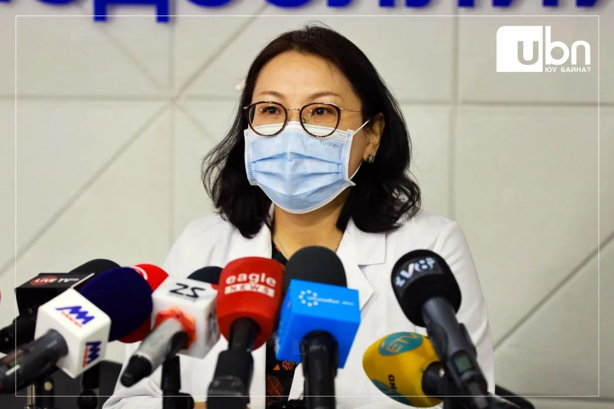 ХӨСҮТ: Омикроны дэд хувилбар халдварлах чадвар өндөр тул таксины жолооч, банкны теллерүүд дотоод орчинд маск зүүх хэрэгтэй