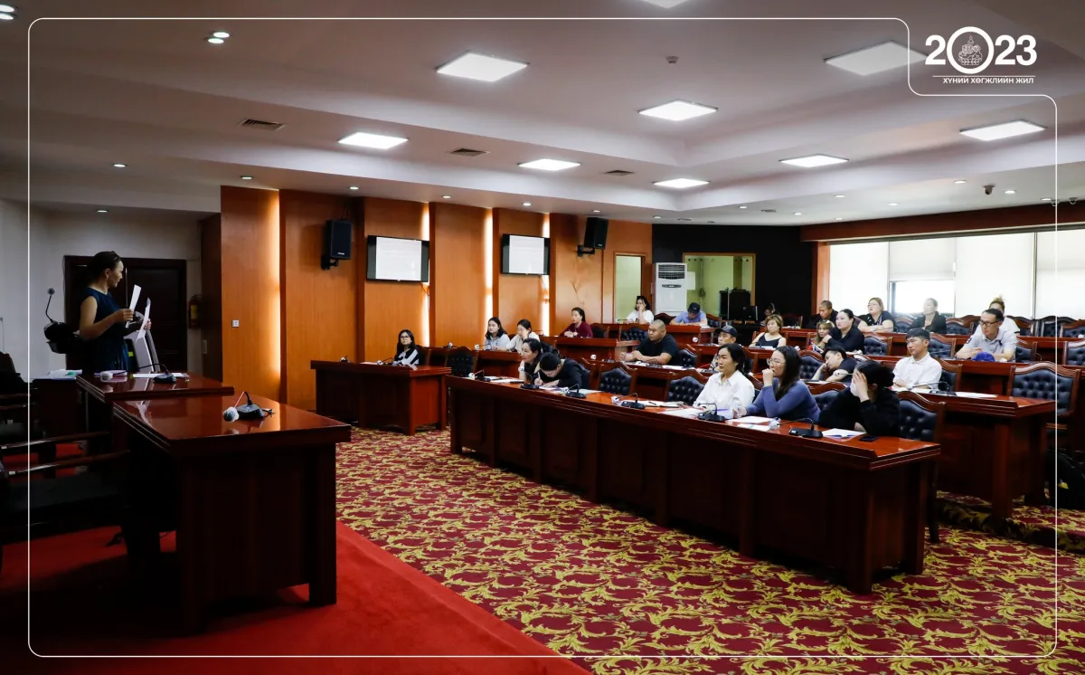Баянзүрх дүүрэгт “Согтууруулах ундааны хариуцлагатай үйлчилгээ” сэдэвт сургалт зохион байгуулагдлаа