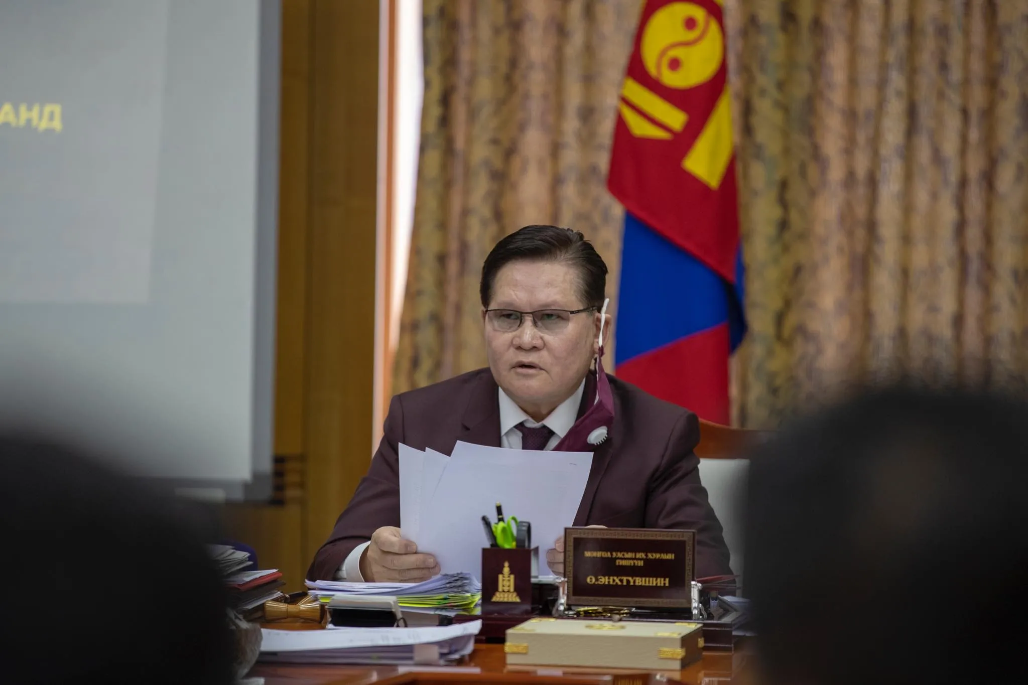 Ө.Энхтүвшин: Токиогоос ирсэн 266 зорчигч ШИНЖИЛГЭЭНД ХАМРАГДААГҮЙ