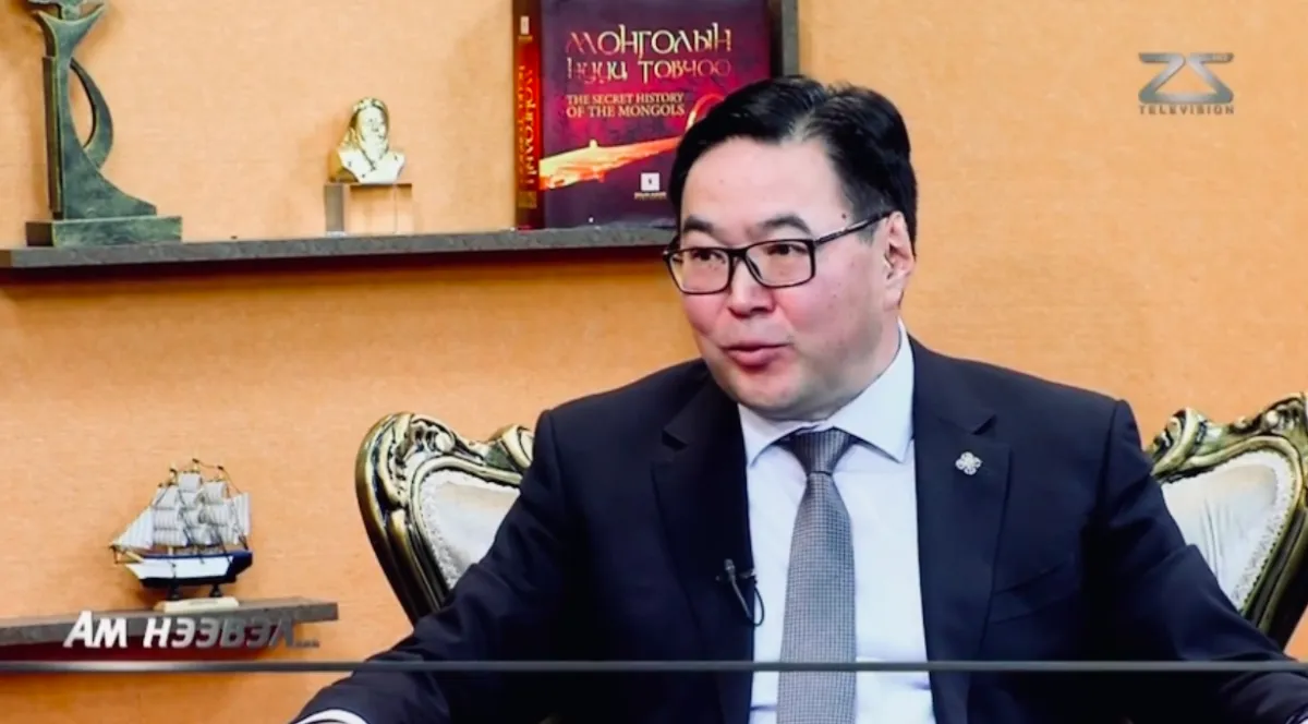 Ц.Анандбазар: Сүнээтэй уулзах нь байтугай, гар барьж ч үзээгүй. Тэр эмэгтэйг огт танихгүй