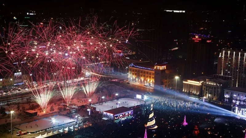 "Улаанбаатарын мөнгөн шөнө" шинэ жилийн цэнгүүний үеэр 18 чиглэлд 18 автобус үйлчилнэ