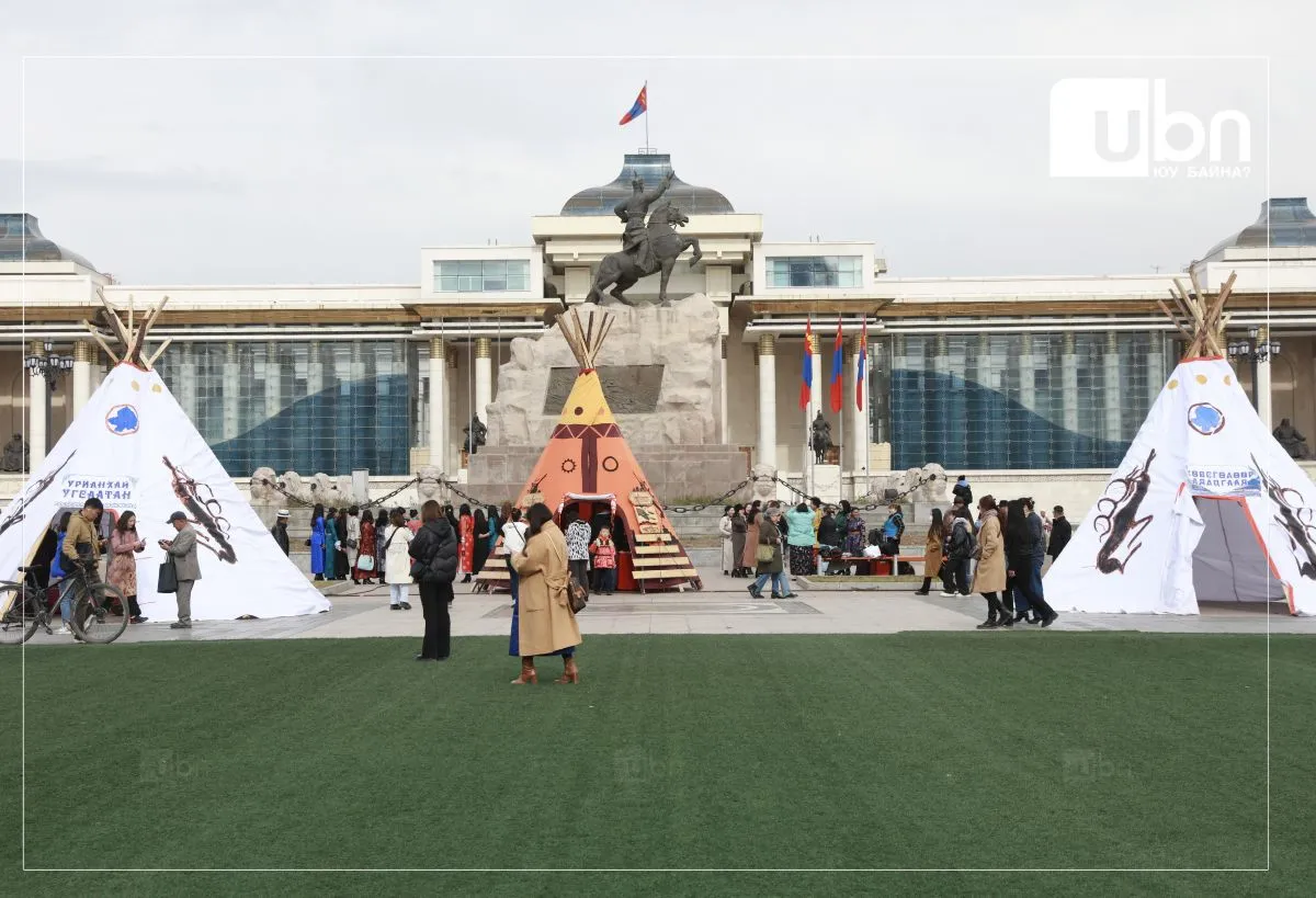 Сүхбаатрын талбайд “Нээлттэй Хөвсгөл-2023” өдөрлөг эхэллээ