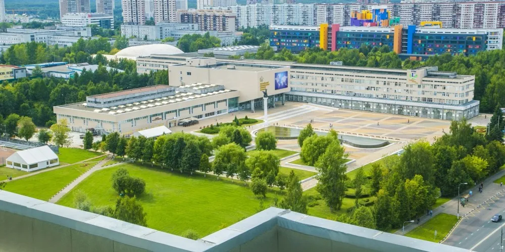 Москвагийн сургуулиуд танхимаар хичээллэнэ