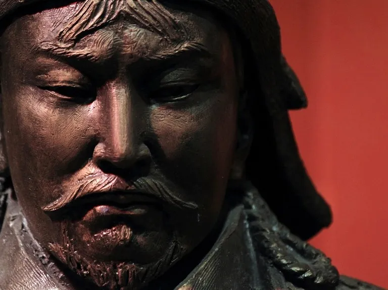 Тэдний мэдэх Genghis Khan: Марко Пологоос Питер Морроу хүртэл...