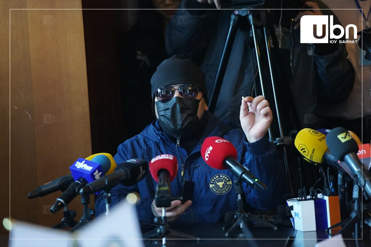 ГЭРЧ: М.Бадарч “Зүрх өвдөөд байна, эм байна уу“ гэхээр нь эмээ андуураад өгчихсөн
