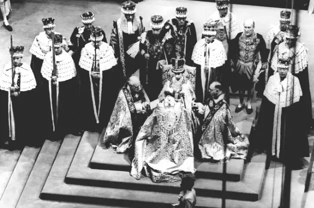 legacy:Elizabeth Queen/5.jpg