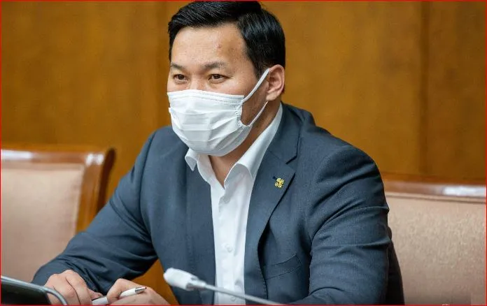Ковид хяналтаас гарч эмнэлгүүд голомт болж, ЭМЯ-нд халдвар илэрлээ Т.Мөнхсайханг улираая