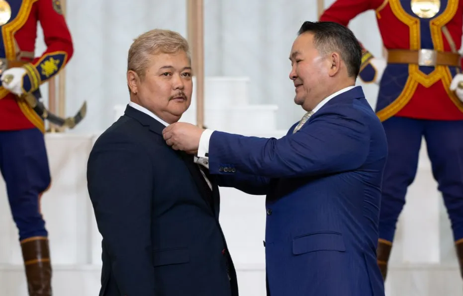 Н.Онон: Миний мэдэх хамгийн эвгүй муухай ерөнхийлөгч "Женко"
