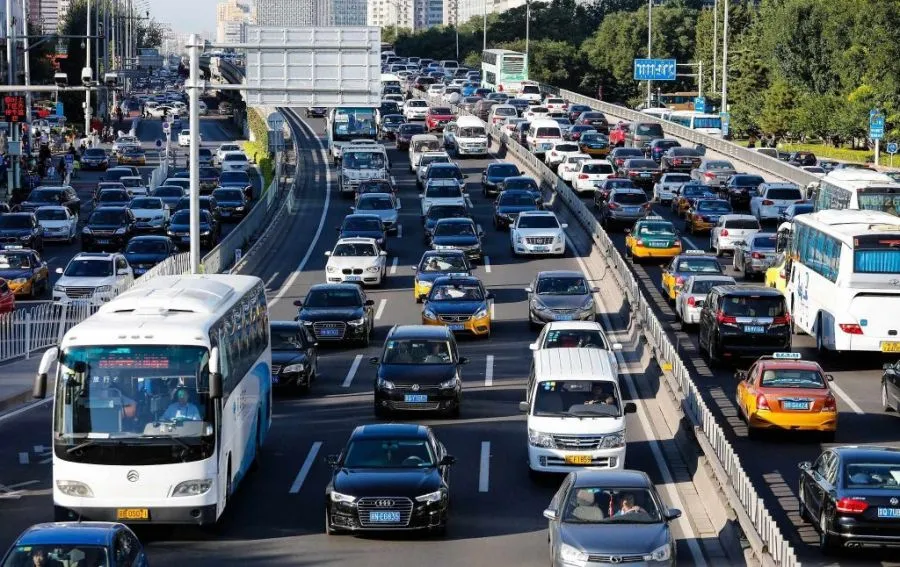 Нийслэлийн төсвөөр 1,5 км авто замыг шинээр барьж 7,09 км автозамыг засварлана