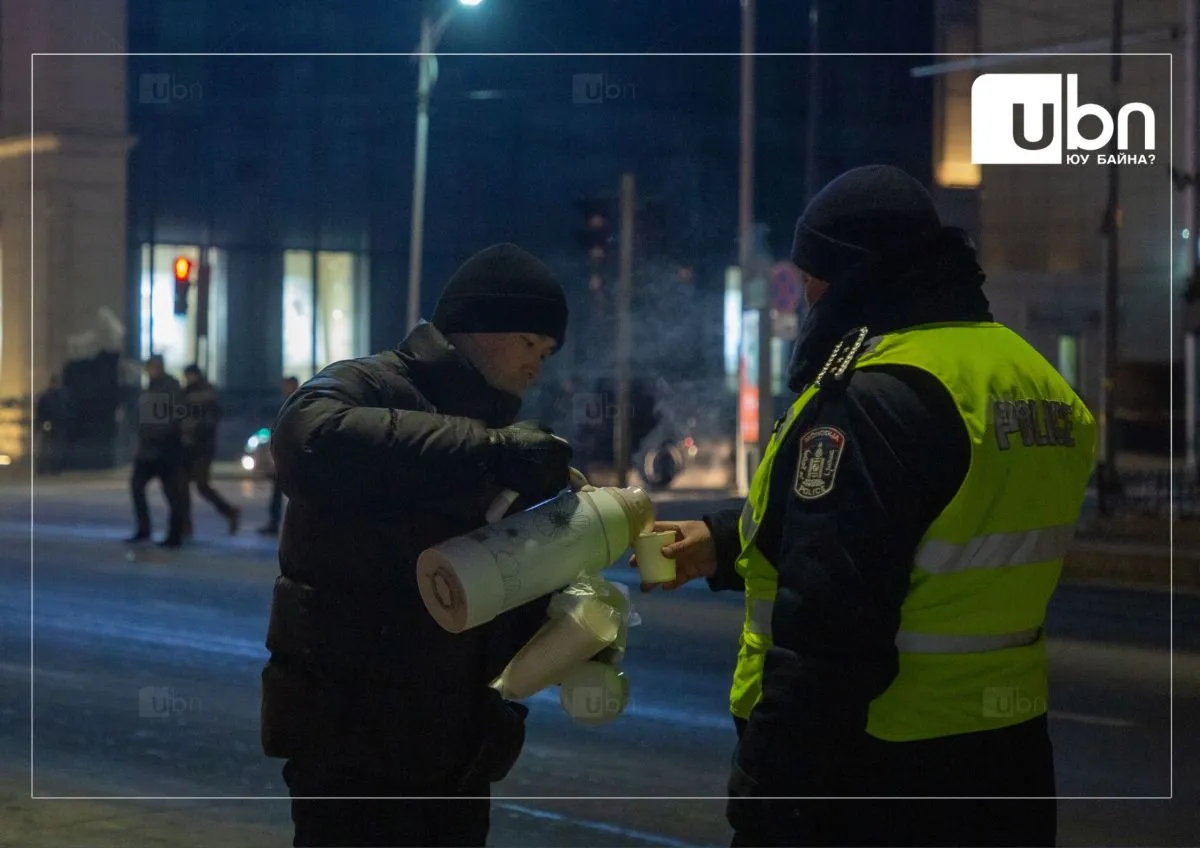 ФОТО: Нүүрсний хулгайчидтай ЗАЛУУС ТЭМЦЭЖ байна