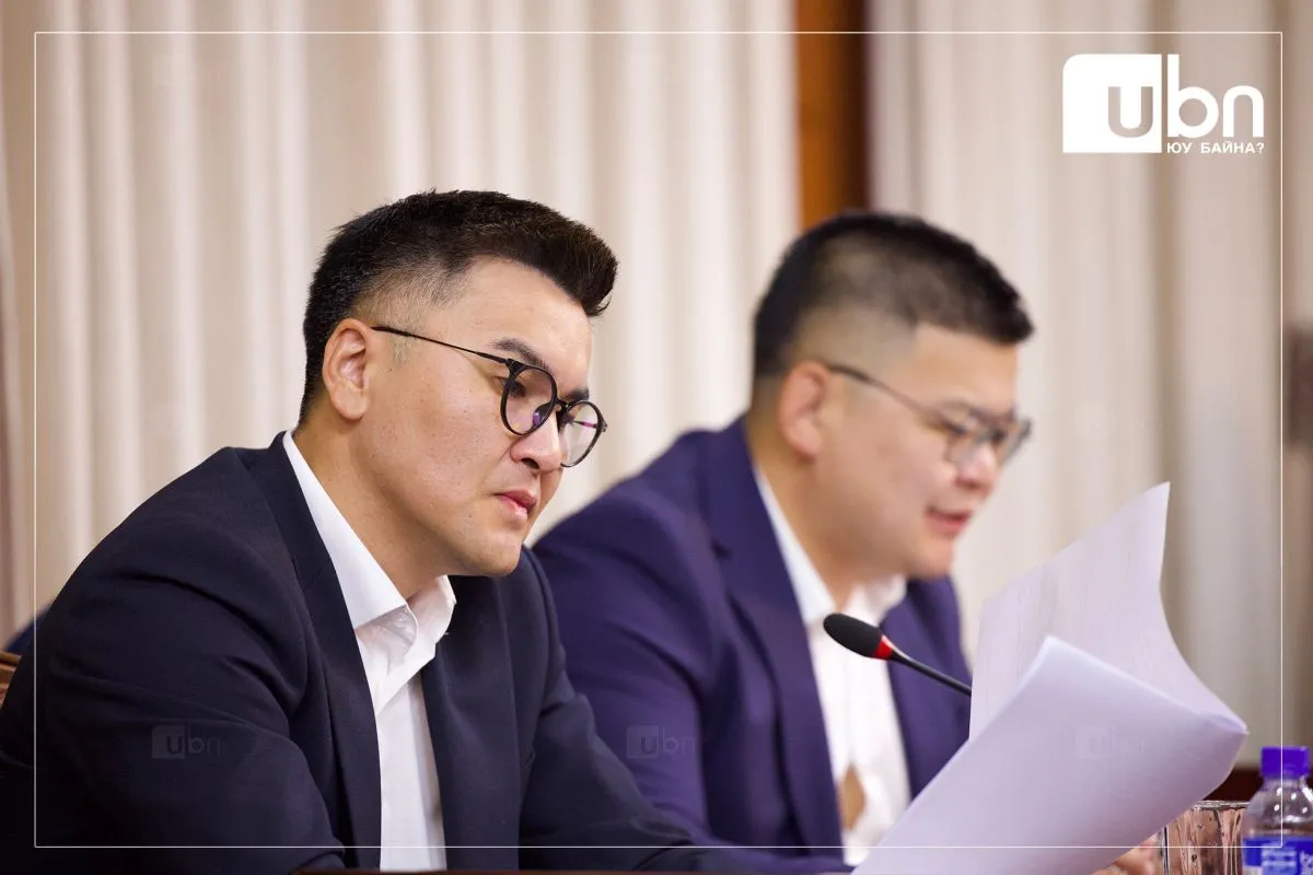 Ч.Лодойсамбуу: Татварын байцаагч нар хувь хүний дансыг “нэгжих” эрхтэй болсон нь Үндсэн хууль зөрчиж байгаа тул ҮХЦ-д хандсан