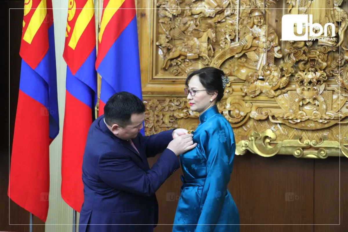 legacy:номун эмнэлэг/одон/номун2.jpg