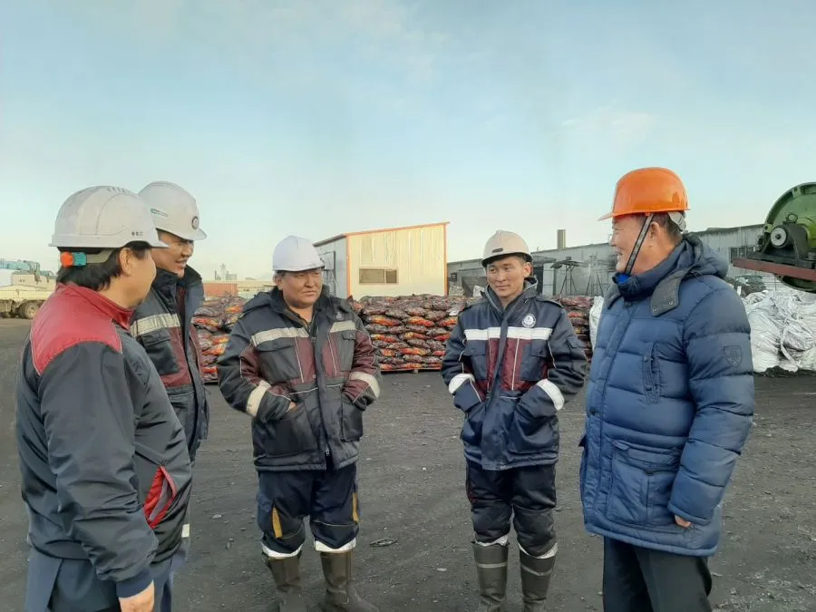 Нийслэлийн 206 мянган өрхөд сайжруулсан түлш авах карт тараажээ