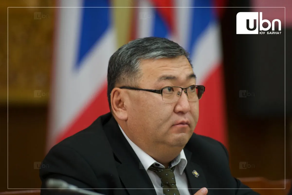 Ц.Туваан: Иргэд ШТС дээр 4-5 цаг дугаарлаж, аргагүйд өндөр үнэтэй АИ-95 авч байна