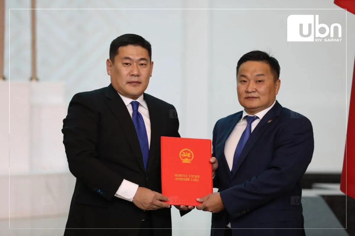 legacy:Zasag Oyun-Erdene/shine said nar/Sukhbaatar.jpg