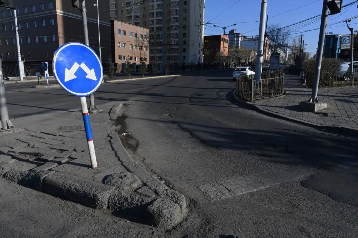 Макс Моллын уулзвараас Ахуйн үйлчилгээний уулзвар хүртэлх авто замыг хааж, засварлана