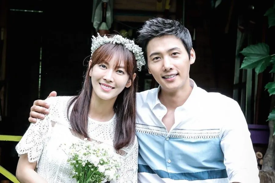 legacy:hereglesen zurag/Cheon Seo-Jin family.jpeg