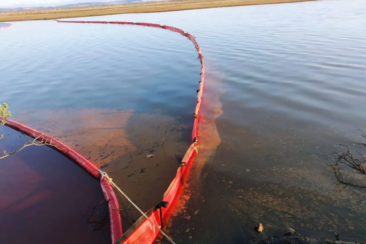 ОХУ-ын Норильск хотод 20 мянган тонн дизель түлш асгарч, онц байдал зарлажээ