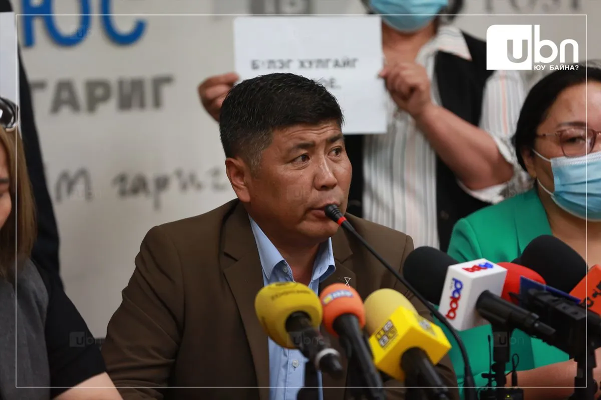 Д.Мөнхбаатар: СБД-ийн Засаг Дарга Х.Болормаа үнэнийг ил болгосон багш нарыг хавчиж, шахаж эхэлсэн
