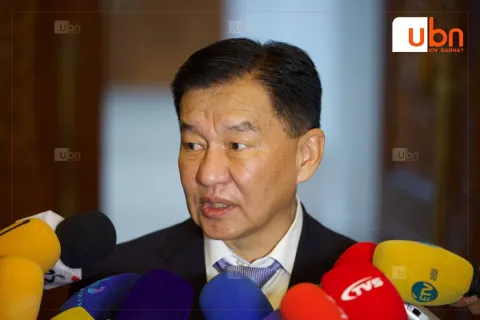 Ц.Даваасүрэн: УИХ Ерөнхий сайдыг огцруулахдаа хууль зөрчөөгүй