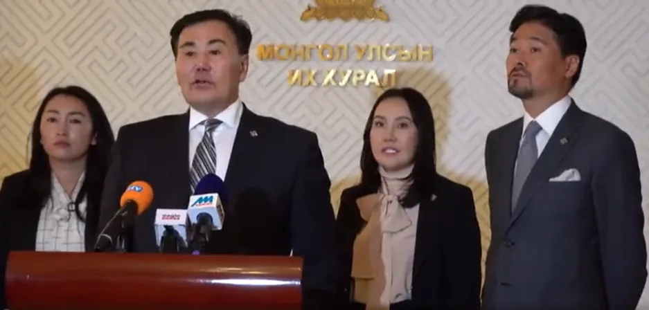 Д.Баттөмөр: Зээлийн хүү жил бүр 1 хувиар буурсаар, 2023 онд 1%-ийн хүүтэй болно