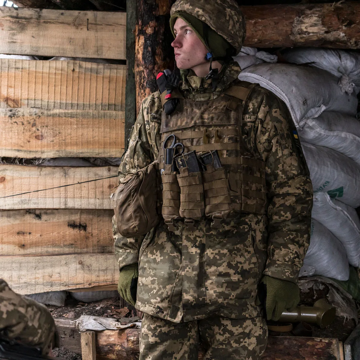 legacy:ukraine/merlin_200818176_4603f0d1-8f23-4b8b-90c1-1e8cc411feee-mediumSquareAt3X.jpg