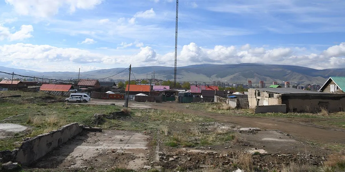 Баянзүрх дүүрэгт 300 ортой жишиг эмнэлэг барина