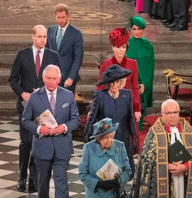 legacy:Elizabeth Queen/14.jpg