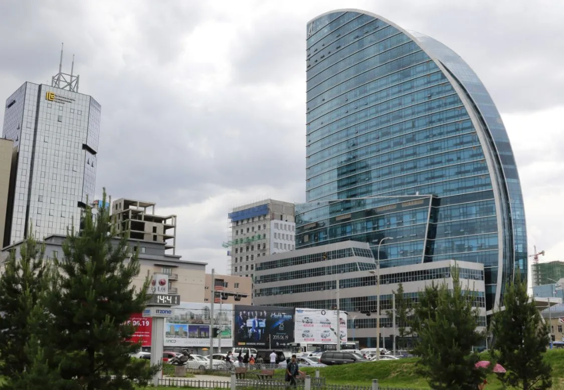 Улаанбаатар: Өдөртөө хүйтэрч, секундед 6-11 метрийн салхитай