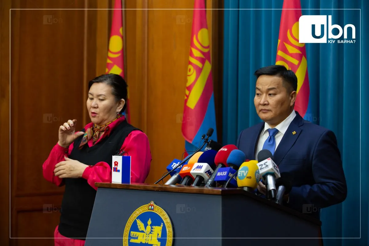 Ж.Сүхбаатар: Намайг элий балай хүн шиг харагдуулах улстөр яваад байна