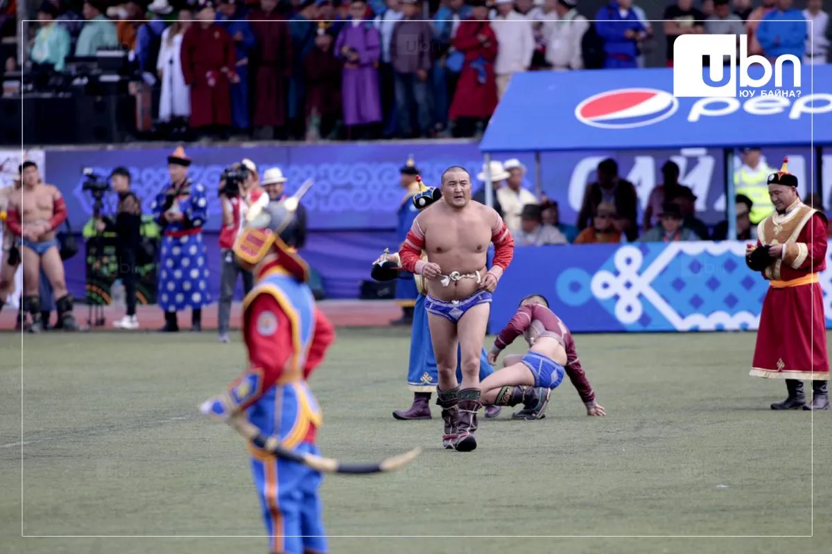 legacy:Naadam buh 2022/Lodoi/Lodoi2.jpg