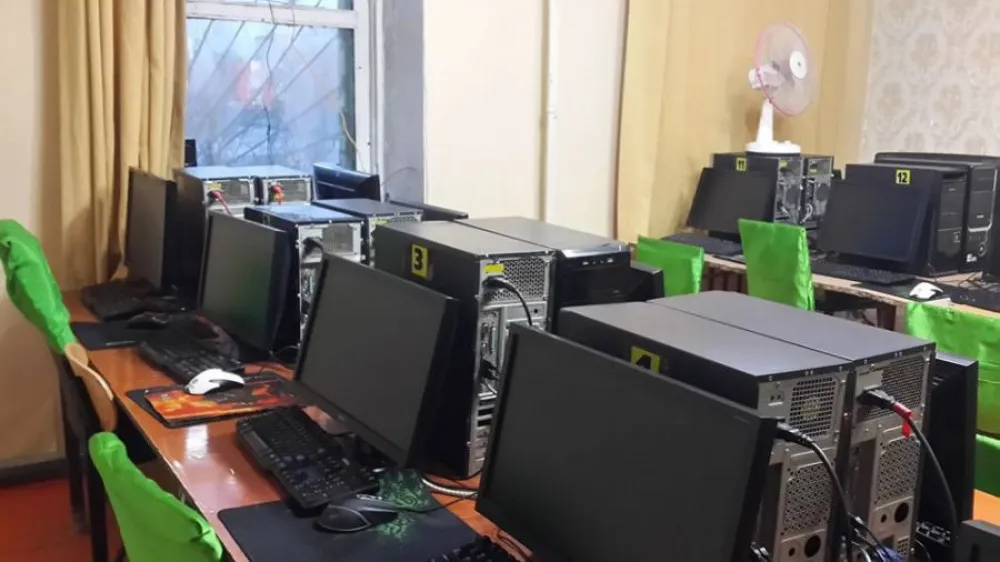 Цахим тоглоомын газрууд 16 хүртэлх насны хүүхдэд үйлчлэхгүй