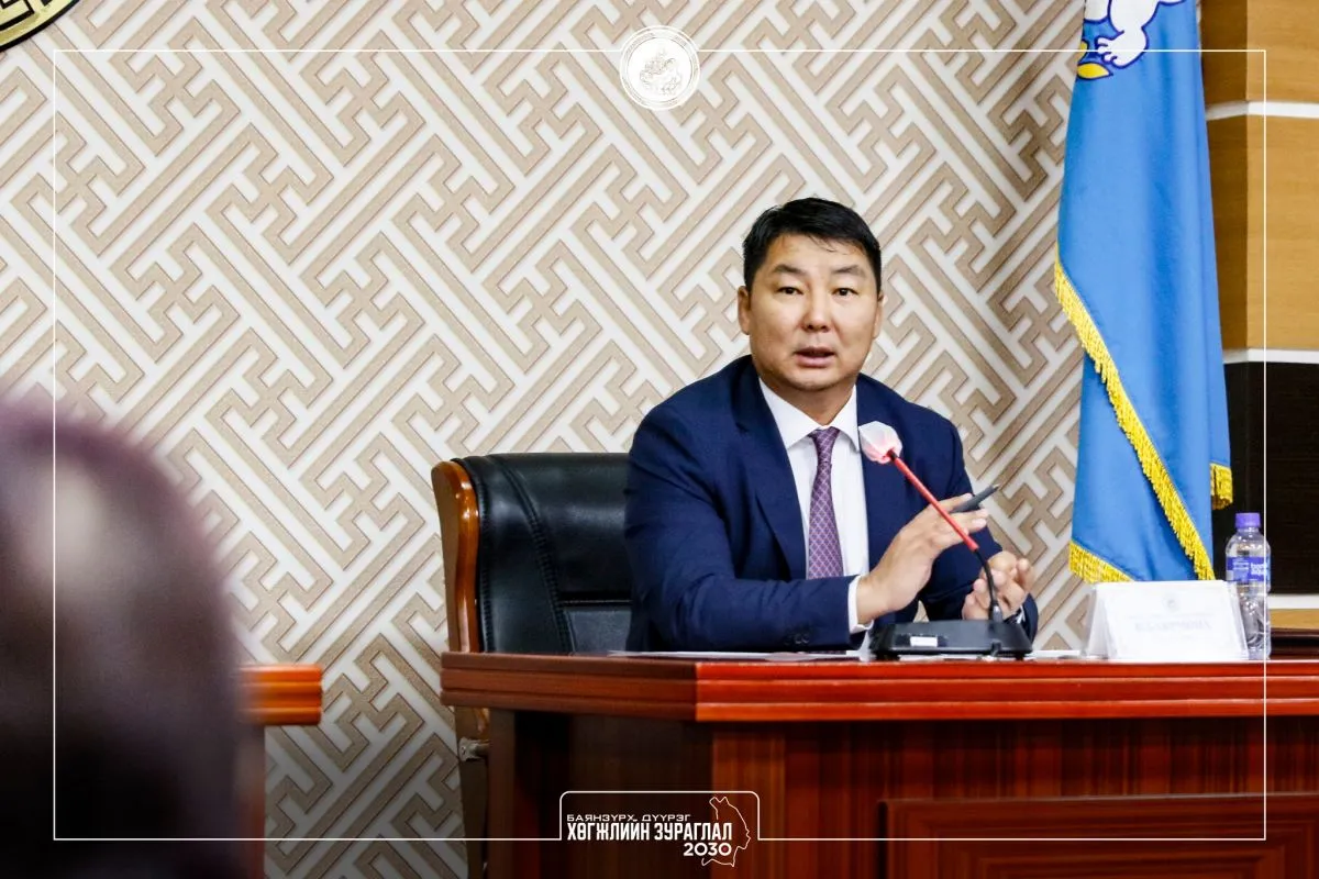 Баянзүрх дүүргийн Засаг дарга Н.Баярмөнх иргэдийг хүлээн авч уулзлаа