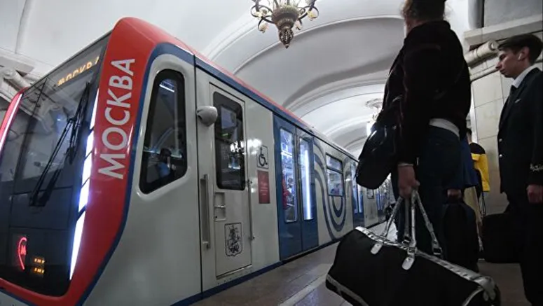 Москвад амны хаалт, бээлийгүйгээр нийтийн тээврийн хэрэгслээр зорчихыг хоригложээ