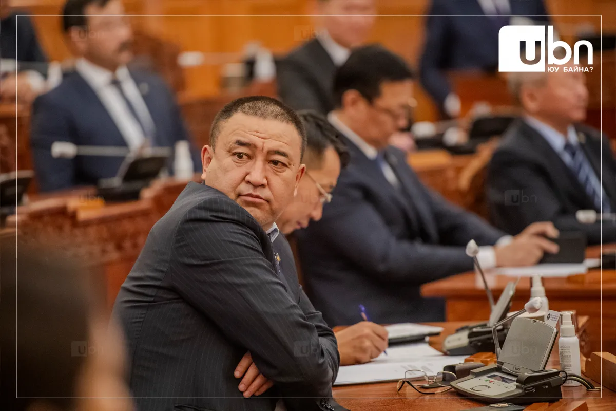 Б.Чойжилсүрэн: Айл өрхийн орлого сайжирсан тохиолдолд ЦАХИЛГААНЫ үнийг нэмэхээс өөр аргагүй