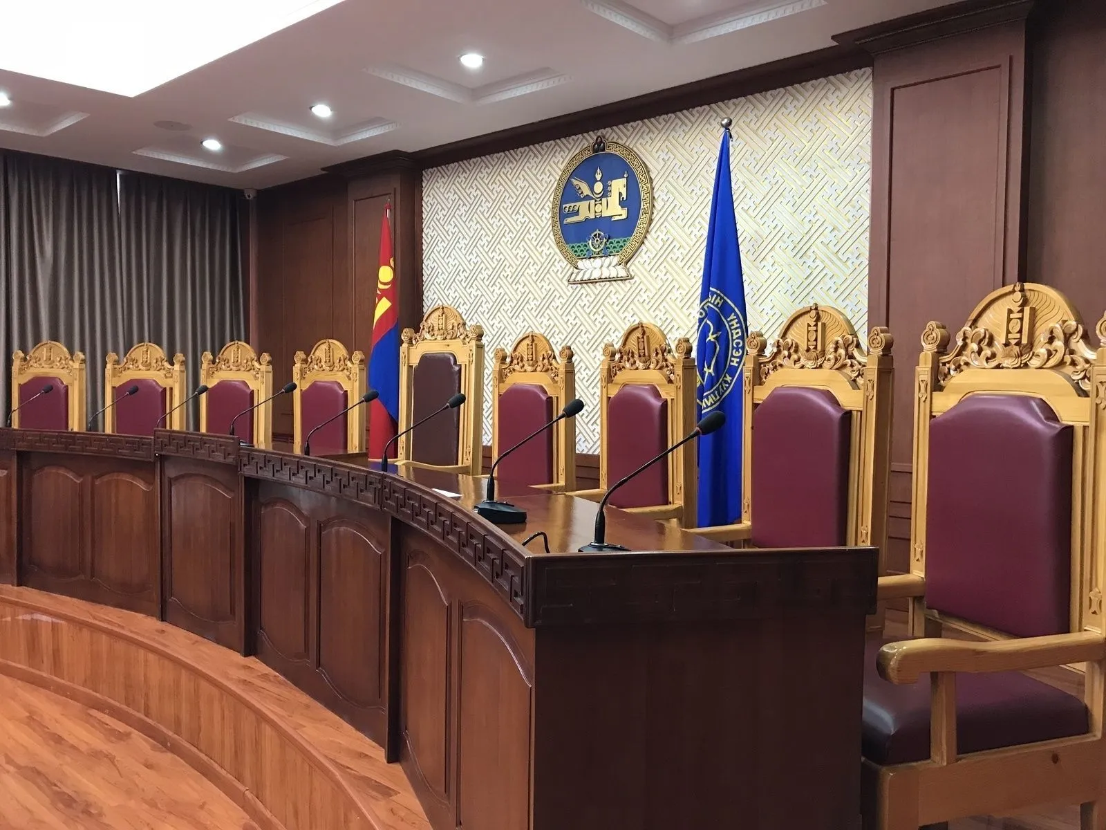Цэцийн даргыг сонгох хуралдаан даваа гараг хүртэл хойшлов