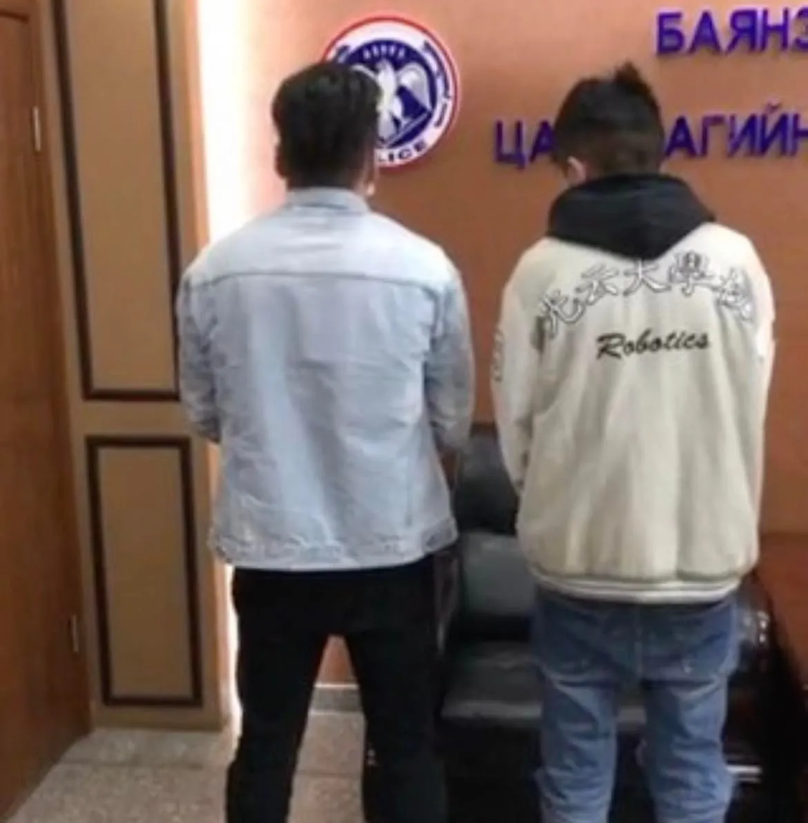 Дээрмийн үйлдэлтэй этгээдүүдийг дахин гэмт хэрэг үйлдэхээр бэлдэж байхад нь баривчилжээ