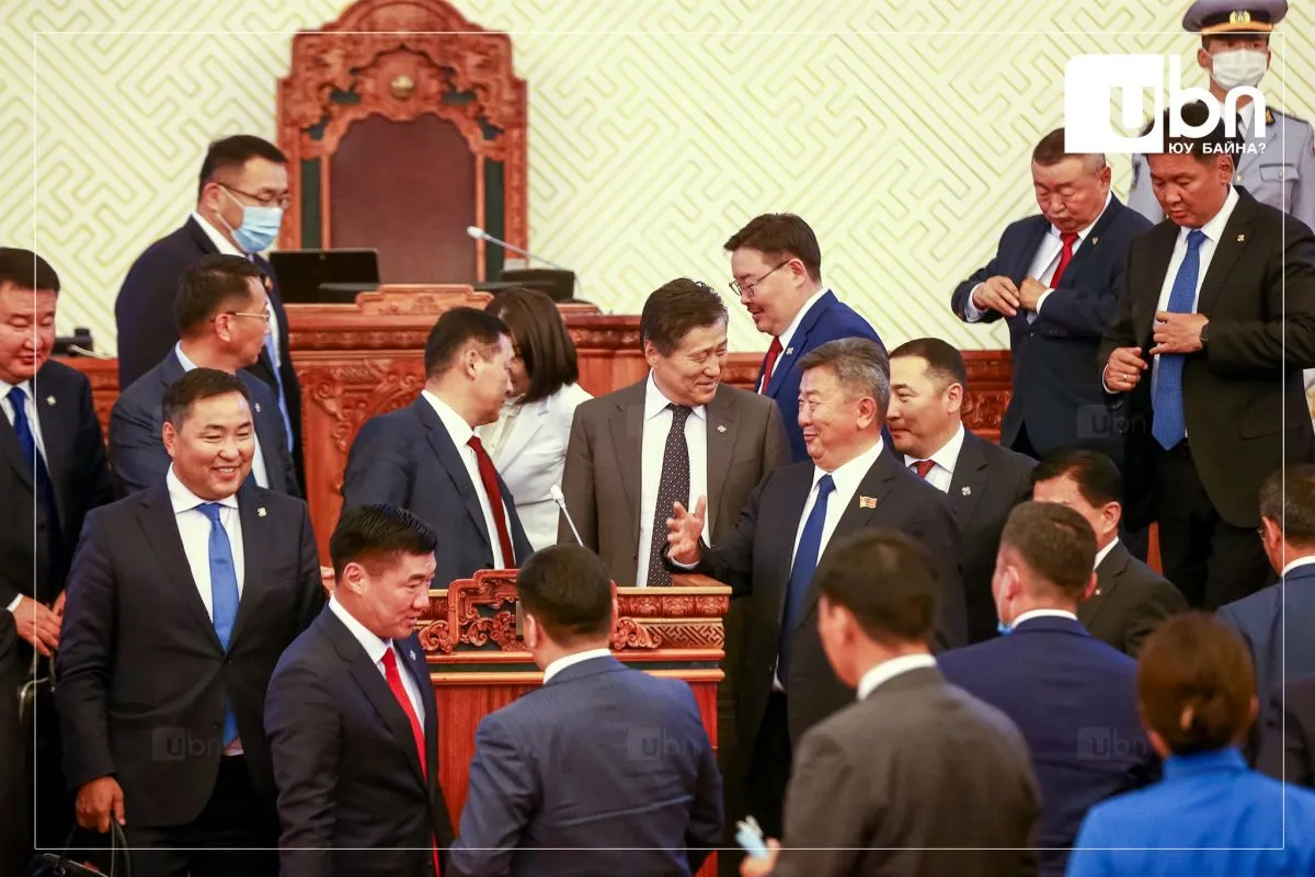 legacy:Chuulgan/deeltei/уих.jpg